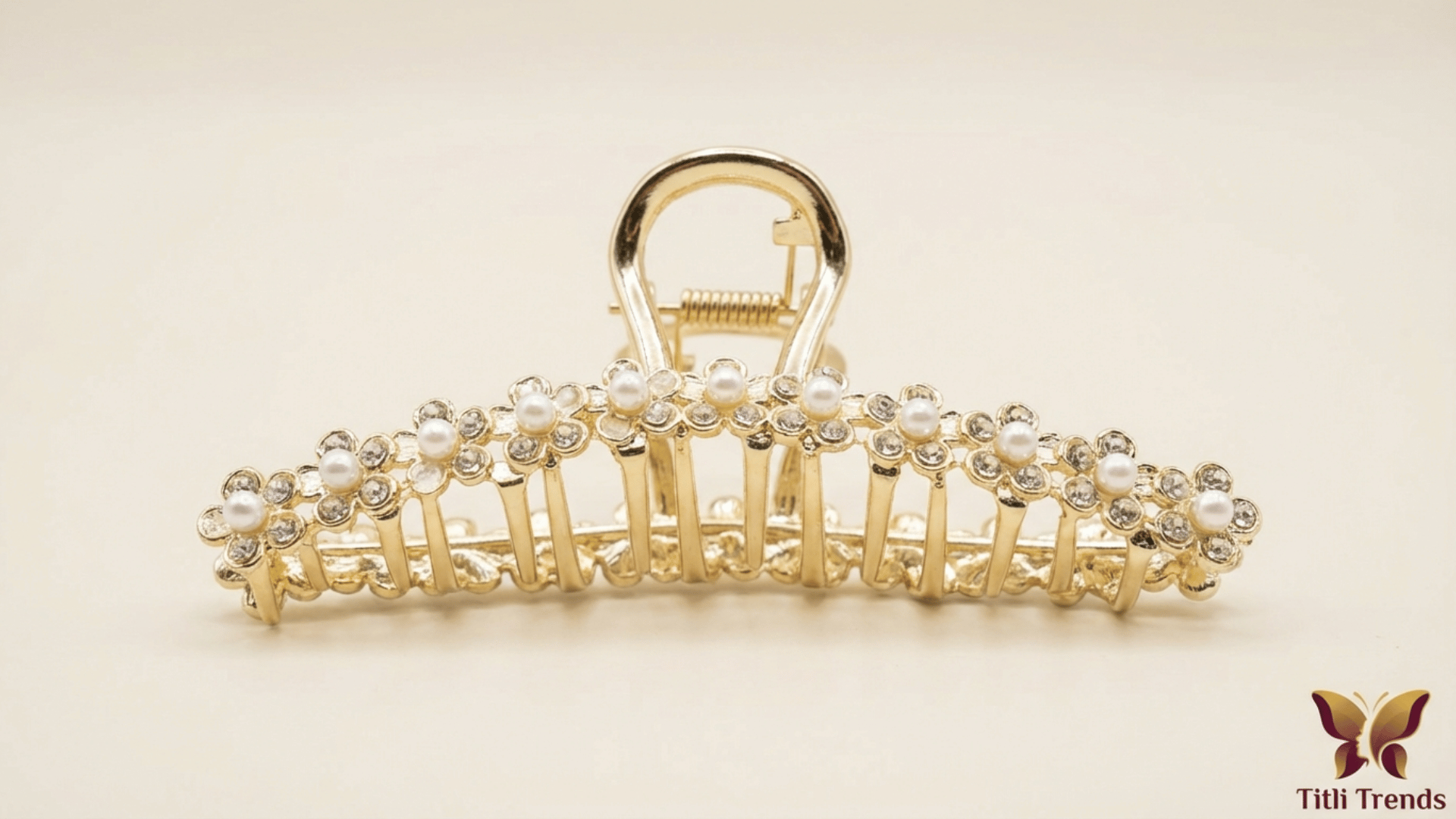 Elegant Pearl Floral Metal Hair Claw Clip – Premium Flower Hair Clip for Girls & Women - Image 5