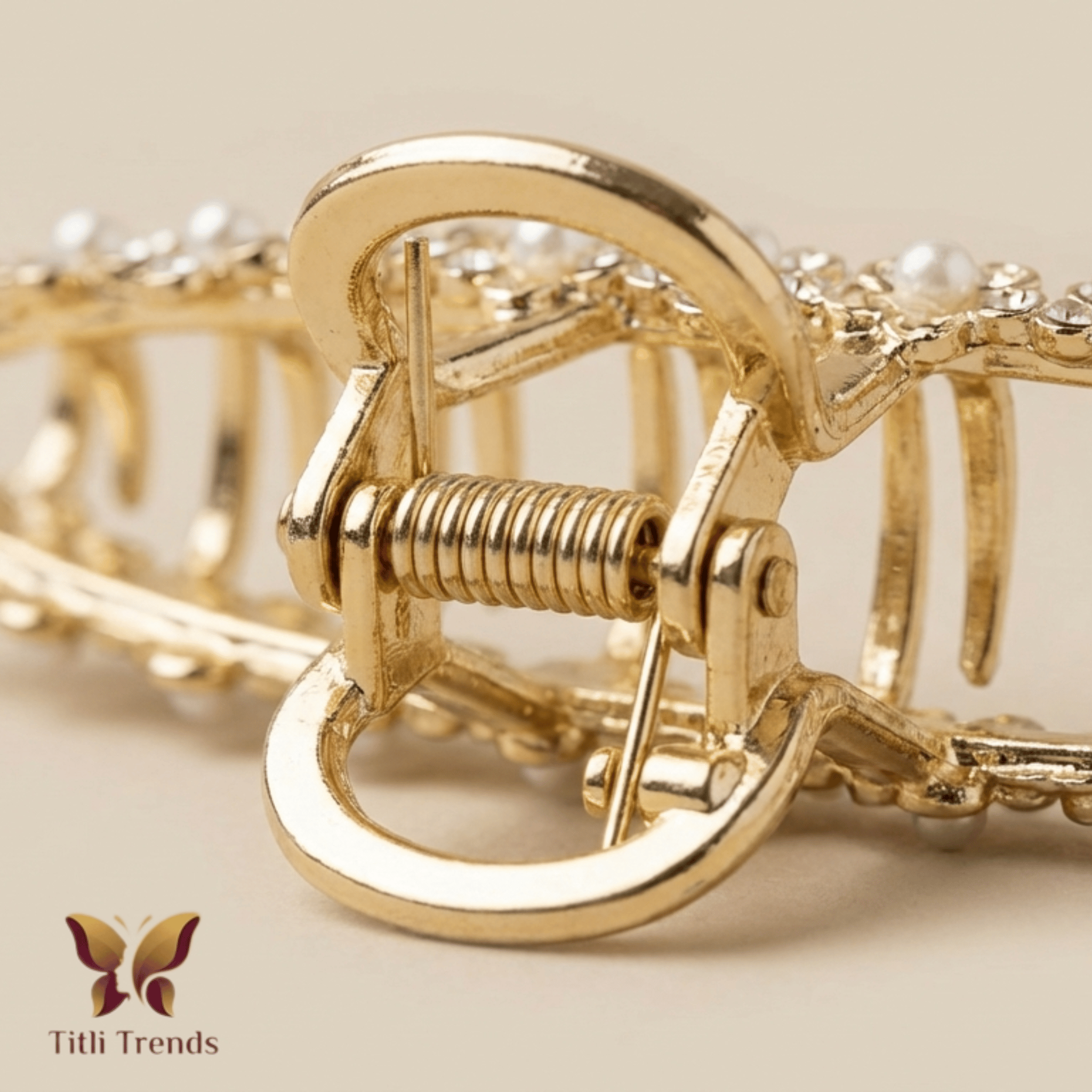 Elegant Pearl Floral Metal Hair Claw Clip – Premium Flower Hair Clip for Girls & Women - Image 6